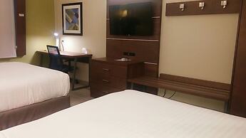 Holiday Inn Express & Suites Miami, an IHG Hotel