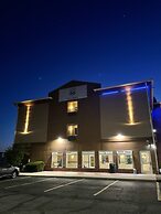 Route 66 lnn & Suites