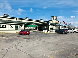 Route 66 lnn & Suites