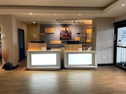 Route 66 lnn & Suites