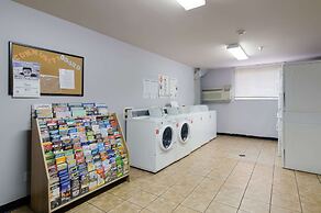 Suburban Studios Denver Central-Arvada