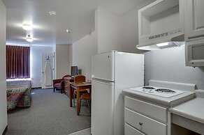 Suburban Studios Denver Central-Arvada