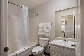 Suburban Studios Denver Central-Arvada