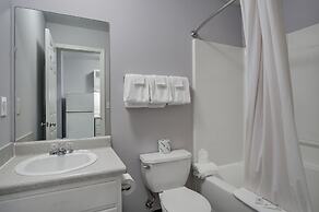 Suburban Studios Denver Central-Arvada