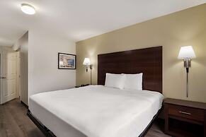 Suburban Studios Denver Central-Arvada