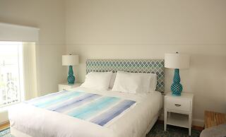 The Sea Breeze Inn