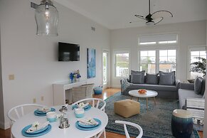 The Sea Breeze Inn