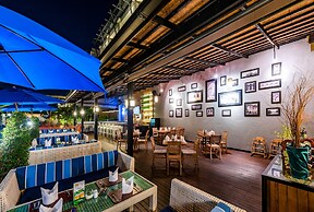 Kata Sea Breeze Resort