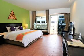 Kata Sea Breeze Resort