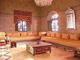 L Mansion Guest Palace