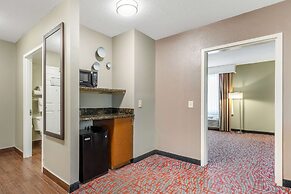 Best Western Airport Inn & Suites