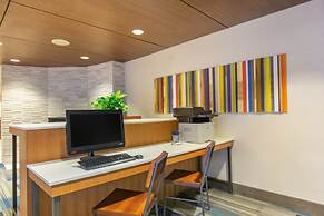 Holiday Inn Express Surprise by IHG