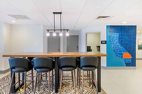 Executive Residency by Best Western Victorville