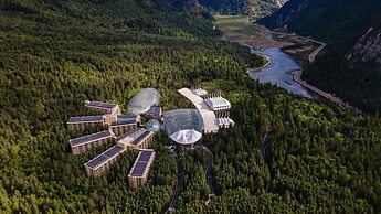 InterContinental Resort Jiuzhai Paradise by IHG