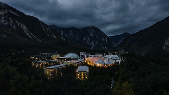 InterContinental Resort Jiuzhai Paradise by IHG