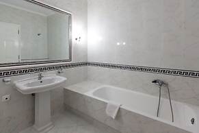 Olympic Village Hotel & Spa