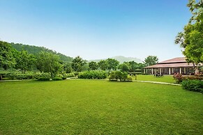 The Riverview Retreat, Corbett
