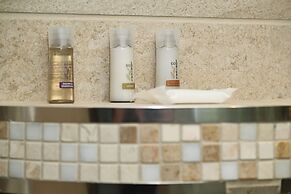 Quality Hotel & Conference Centre