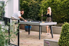 Drift Inn (Formerly The Waterfront Hotel)