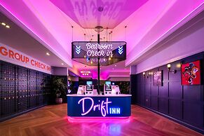 Drift Inn (Formerly The Waterfront Hotel)