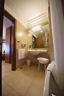 Suites & Residence Hotel Napoli
