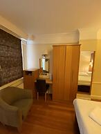 Buckingham Hotel