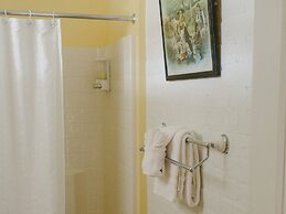 Cave Hill Farm Bed & Breakfast