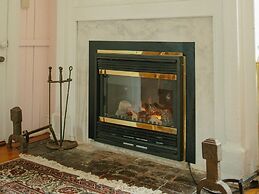 Cave Hill Farm Bed & Breakfast