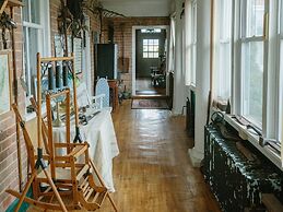 Cave Hill Farm Bed & Breakfast