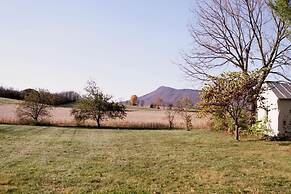 Cave Hill Farm Bed & Breakfast