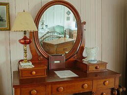 Cave Hill Farm Bed & Breakfast