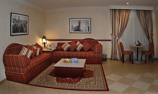 Al Liwan Suites