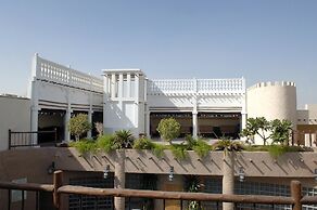 Al Liwan Suites