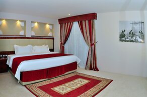 Al Liwan Suites
