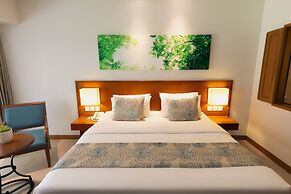 Woodlands Hotel & Resort