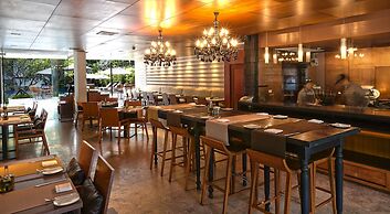 Woodlands Hotel & Resort