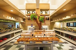 Woodlands Hotel & Resort