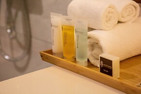 Woodlands Hotel & Resort