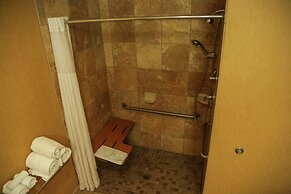 Hampton Inn & Suites McComb