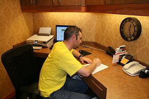 Hampton Inn & Suites McComb