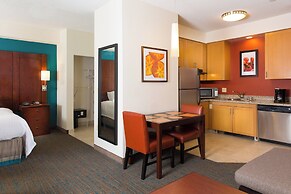 Residence Inn by Marriott Kansas City Airport