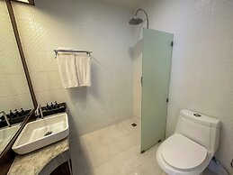 Secret Cliff Resort Phuket