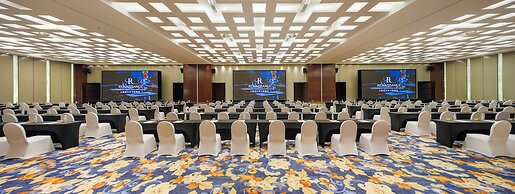 Renaissance Shanghai Zhongshan Park