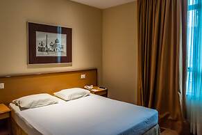Windsor Asturias Hotel