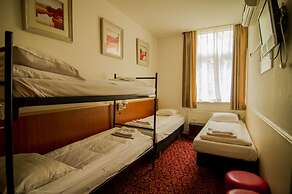 Amsterdam Downtown Hotel