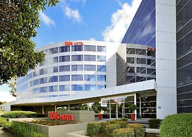 ibis Melbourne Glen Waverley