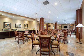 Hawthorn Extended Stay by Wyndham West Palm Beach