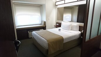 Microtel Inn by Wyndham Ciudad Juarez/By US Consulate