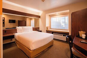 Microtel Inn by Wyndham Ciudad Juarez/By US Consulate