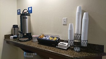 Microtel Inn by Wyndham Ciudad Juarez/By US Consulate